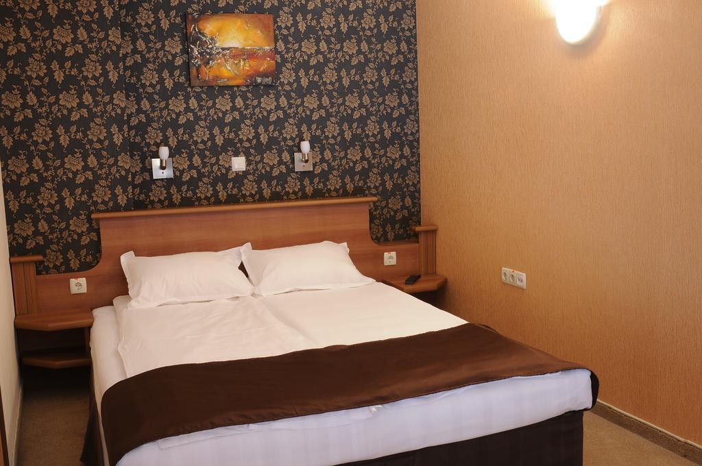 Hotel Elit 3*
